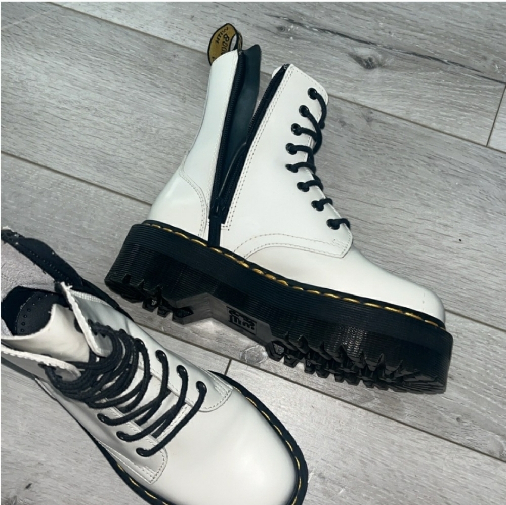 🧿Dr. Martens White Combat Boots with Black Sole